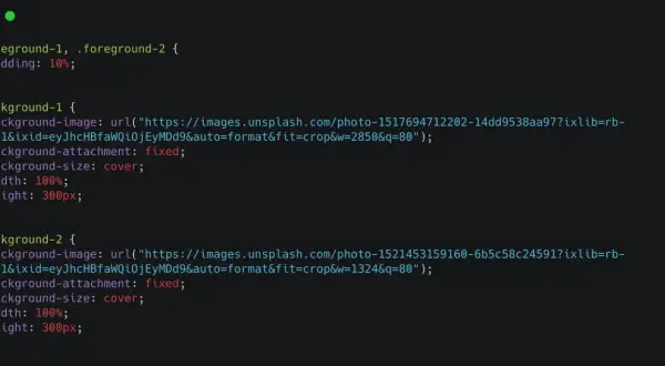 Kod CSS z dwoma elementami tła, oba z `background-attachment: fixed;` i `background-size: cover;`.