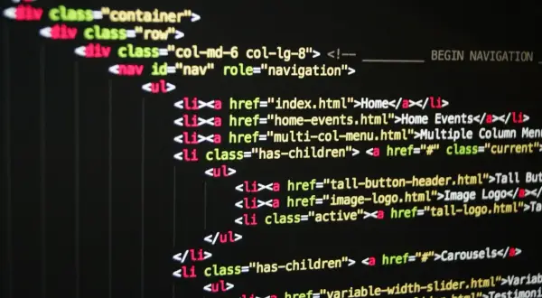 Fragment kodu HTML z nawigacją strony, zawierający linki do podstron, np. index.html.