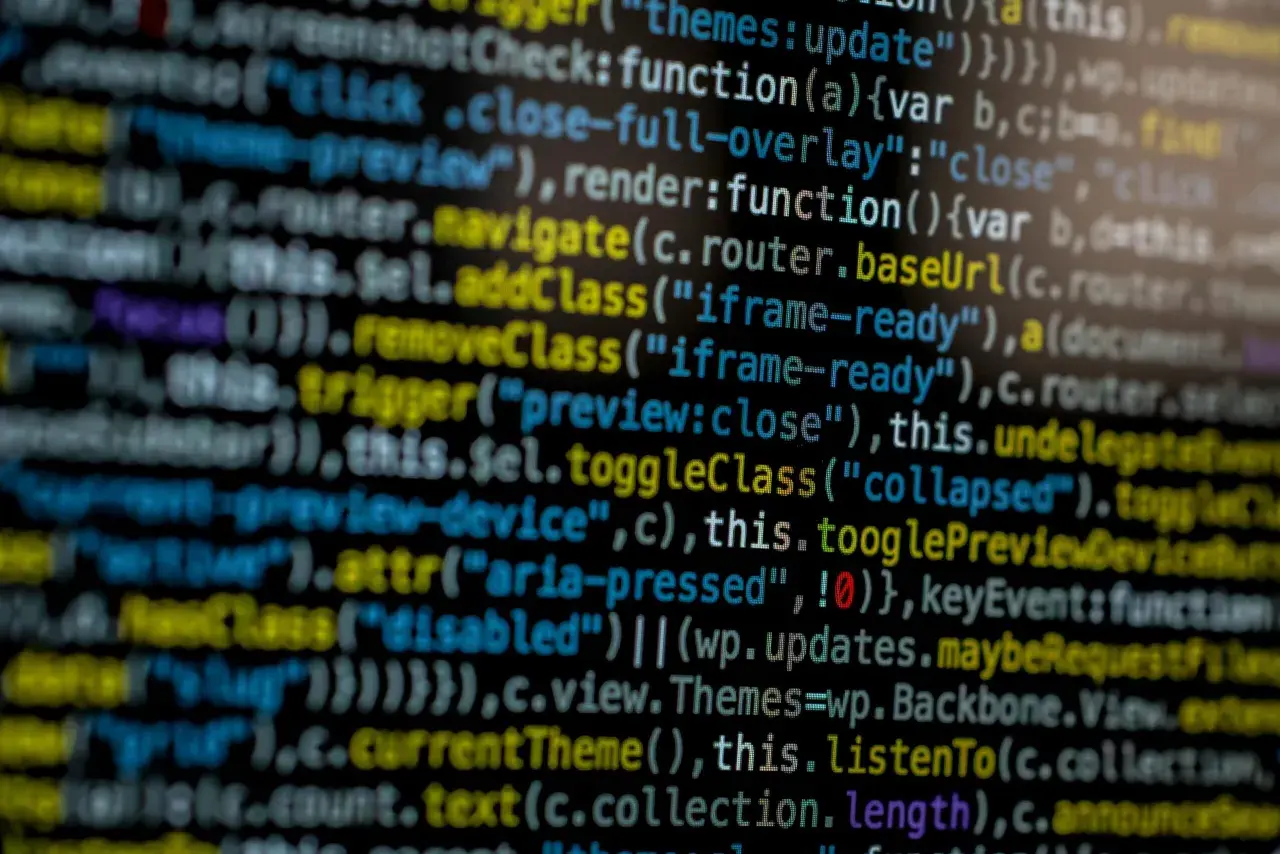 Fragment kodu JavaScript, gdzie `indexOf` może być użyty do znalezienia pozycji elementu.
